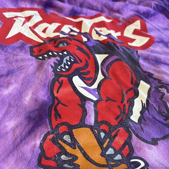Mitchell & Ness XL Raptors tee shirt - Picture 3 of 4